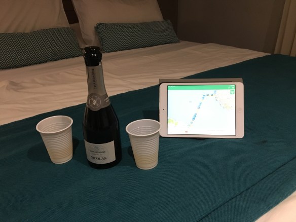 FDEFC1F2-AEF2-4BC9-B2DA-A8A4D5600A9C